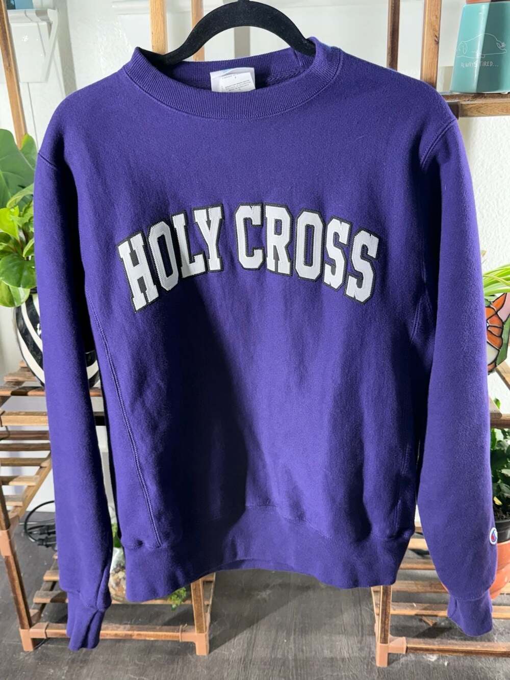 Champion Reverse Weave Holy Cross Sweatshirt Size Small Purple College